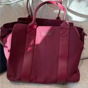 Poppy & Peonies Daily Tote in Berry